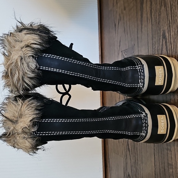 Sorel Joan Of Arctic Black Faux Fur Insulated Waterproof Winter Boots - Picture 7 of 12